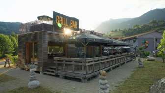 Grill bar
